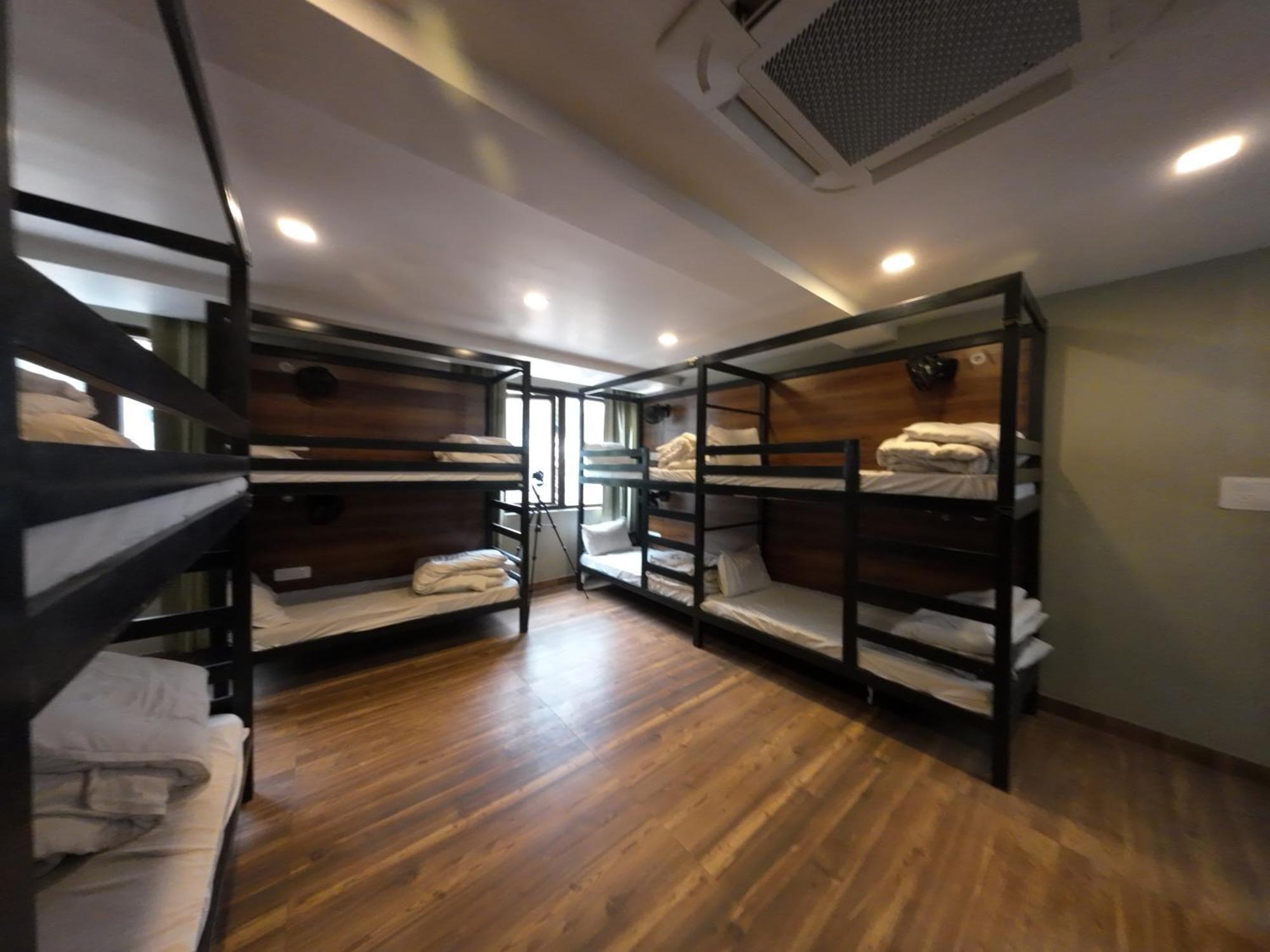 Hotel Hostel Vimal Ganga Рішикеш Екстер'єр фото