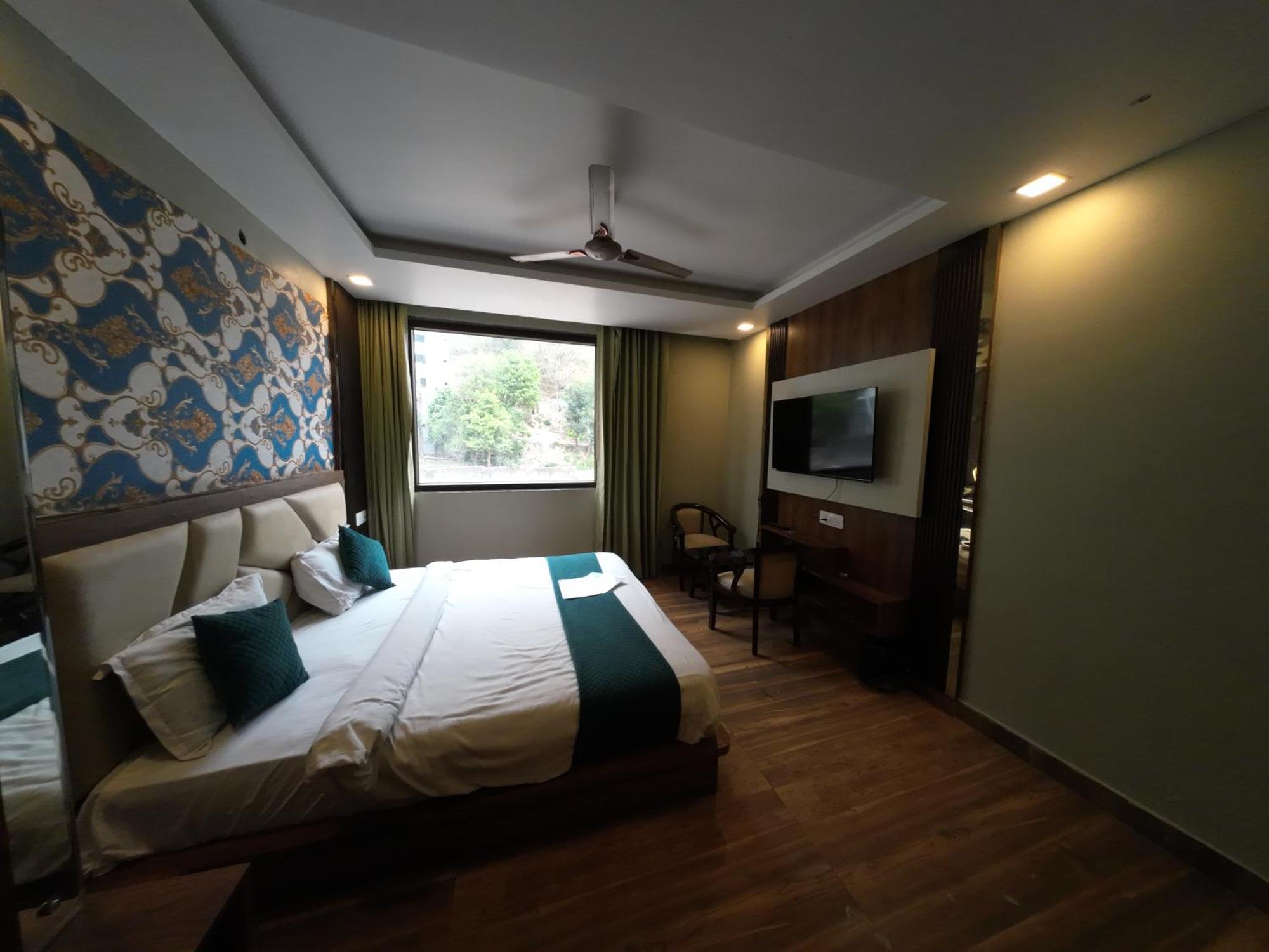 Hotel Hostel Vimal Ganga Рішикеш Екстер'єр фото