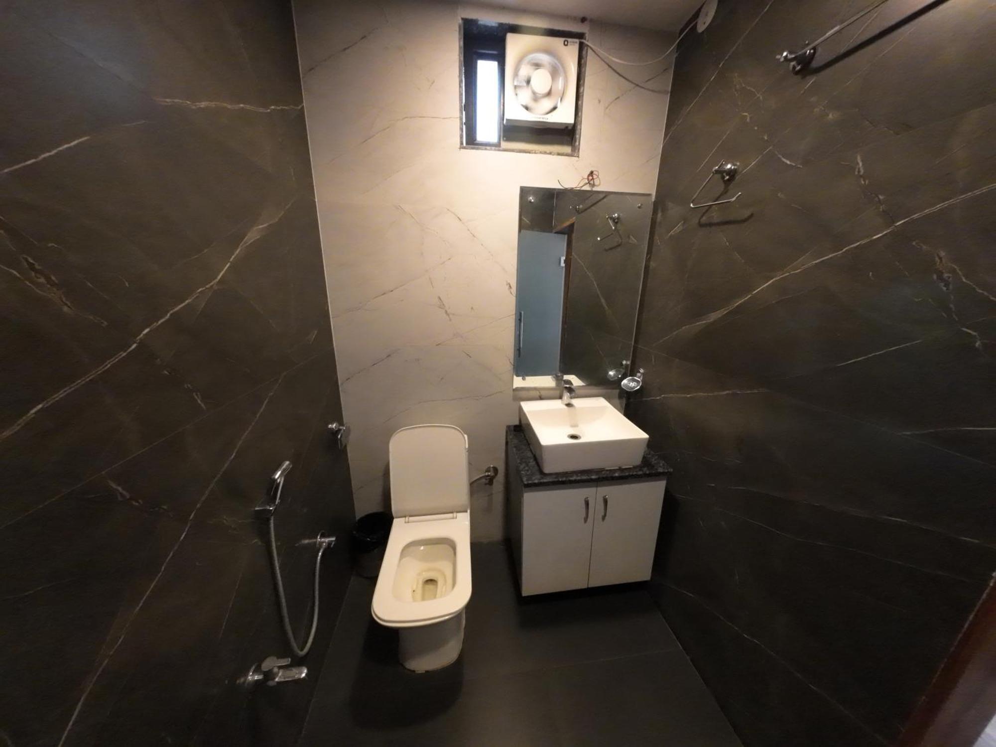 Hotel Hostel Vimal Ganga Рішикеш Екстер'єр фото